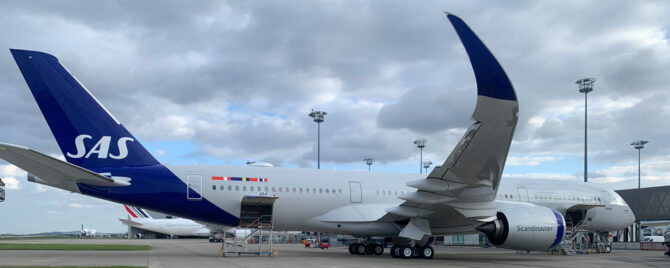 SAS A350 on lease from CDB Aviation